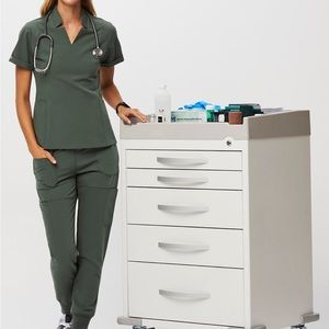 Figs Scrub set in Moss